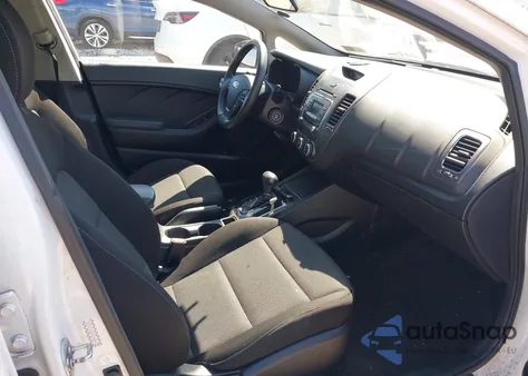 2017 Kia Forte Lx z USA, uszkodzony, nr VIN KNAFK5A89H5704781